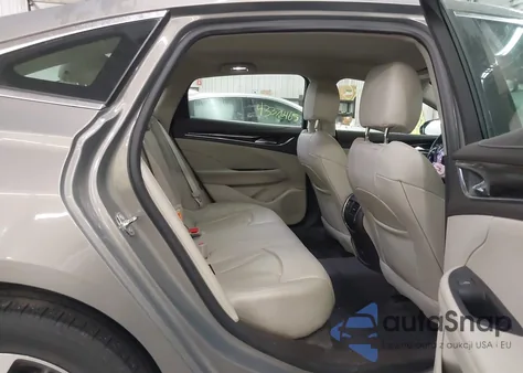 2019 Buick Lacrosse Fwd Essence z USA, uszkodzony, nr VIN 1G4ZP5SS2KU106536